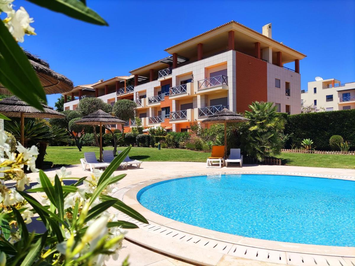 Fabulous pool side Corcovada Apartament Albufeira Exterior foto